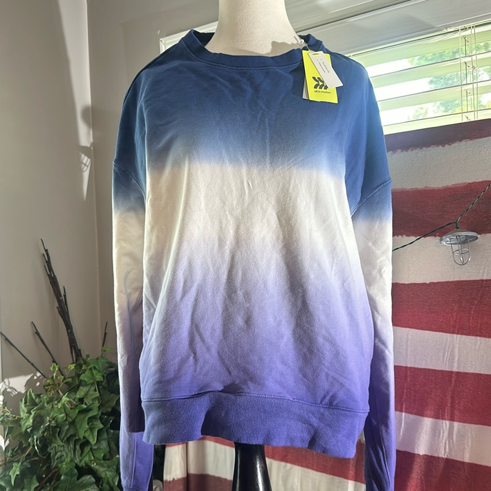 All In Motion tie dye sweatshirt. Size large.